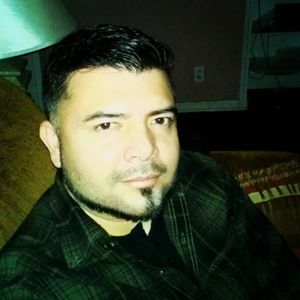 Meet your Posher, Héctor